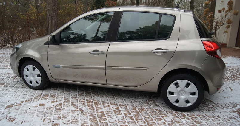 Renault Clio cena 16900 przebieg: 168000, rok produkcji 2009 z Lubań małe 277